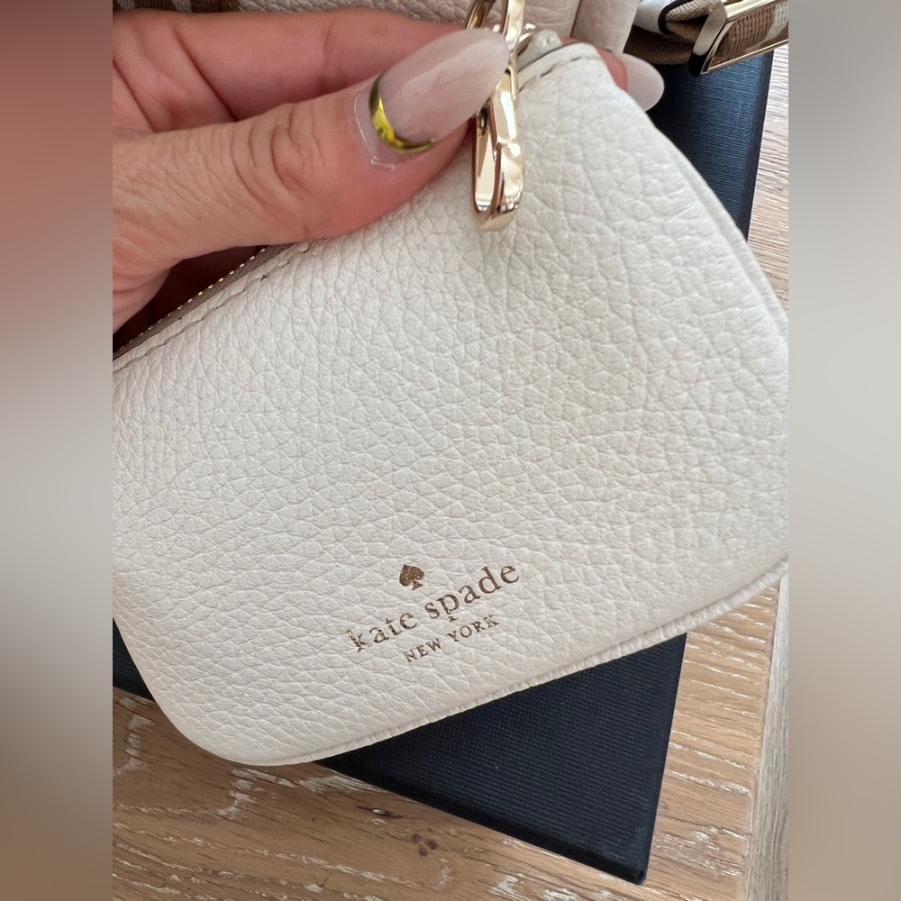 🙊🤍🙉 NWT KATE SPADE ROSIE BARREL DUFFLE  & DETACH. COIN PURSE DUFFLE🙉🤍🙊 - Picture 10 of 11